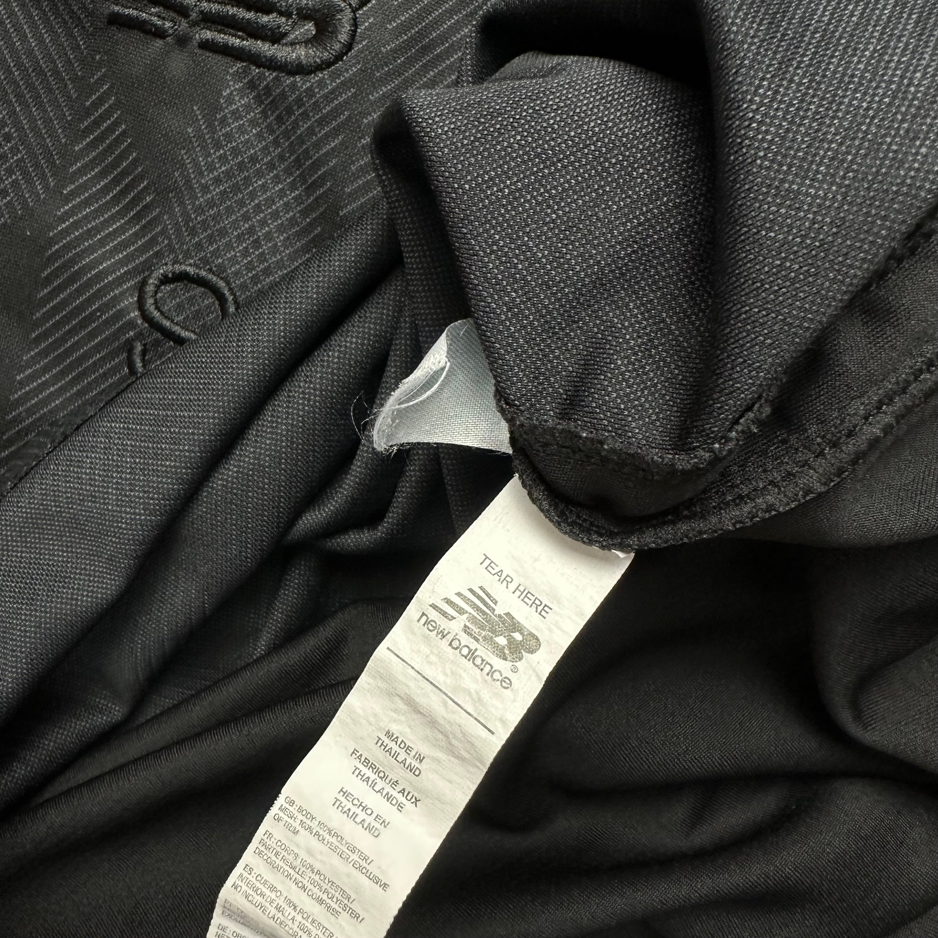 Liverpool 2018-19 Special Edition Blackout Shirt (L)